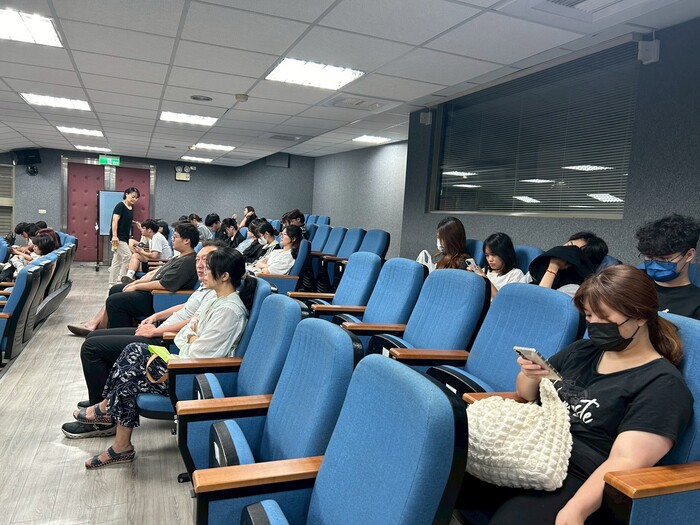 職涯探索活動_職場選擇、溝通能力與人生成長的關鍵旅程圖片